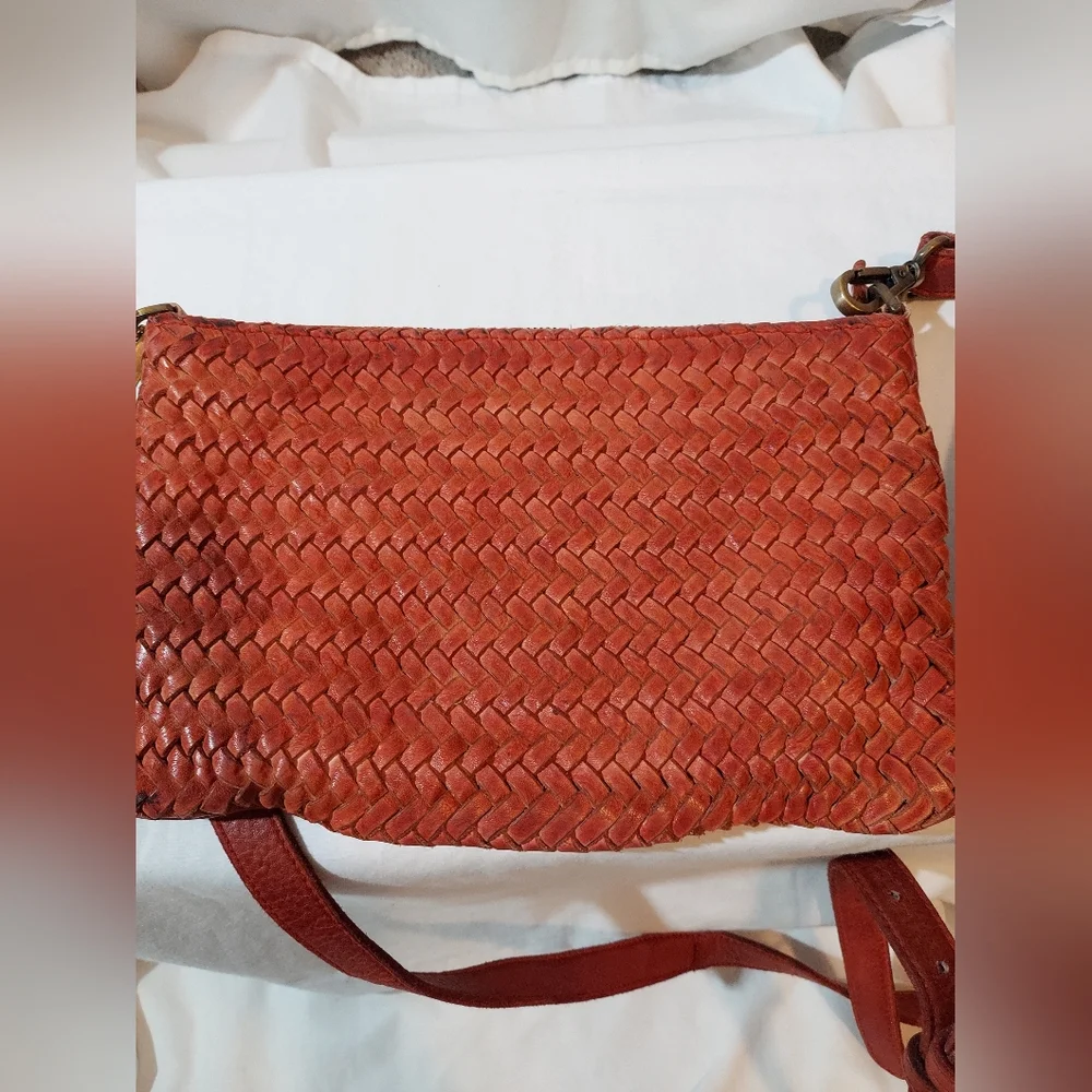 SirimiriDesigns Handwoven Braided Leather Crossbody Bag - Burnt Orange EUC